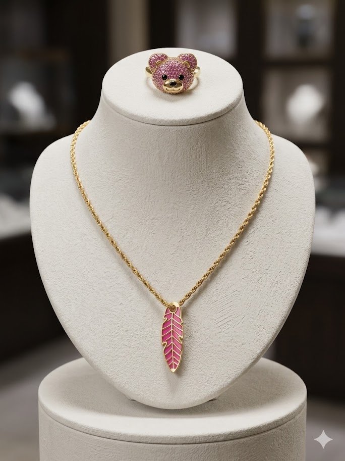 cadena hoja rosa y anillo de osito